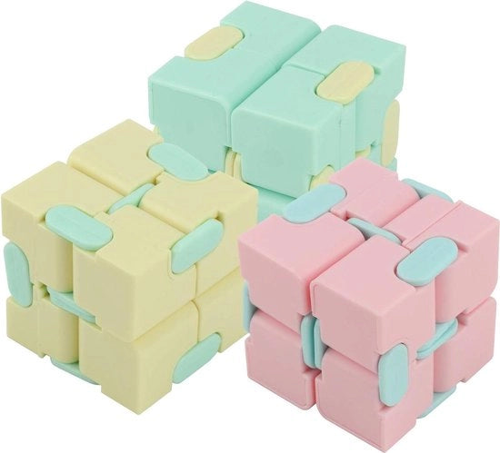 Tre pezzi Infinity Cube per adulti - Giocattolo per ridurre lo stress per ufficio e casa.