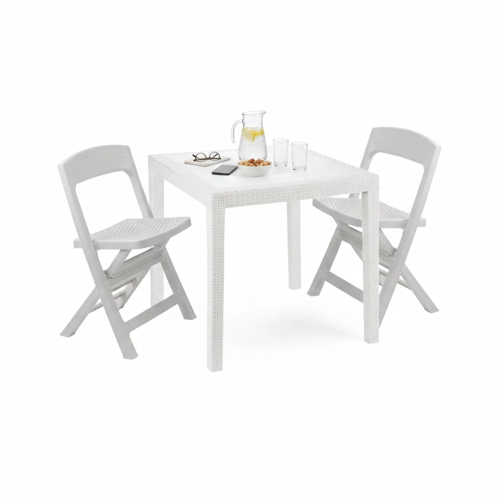 Set salotto da esterno Sanzeno, Salottino outdoor o indoor, Tavolo quadrato con 2 sedie pieghevoli, Made in Italy, Bianco