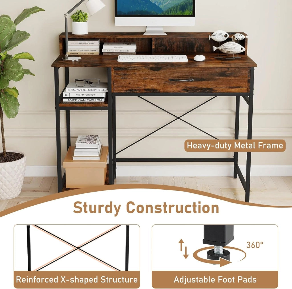 Scrivania per Computer con Cassetto e Scaffale a 2 Livelli, Scrivania per Home Office con Mensola per Monitor e Stazione di Ricarica Integrata (Marrone)