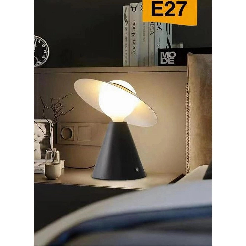 Trade Shop - Lampada Da Tavolo Decorativa Con Paralume A Cappello Orientabile Lume E27 D13 - Nero
