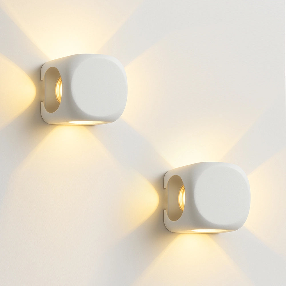 Set 2 Applique da Muro 4 Led Lampada a Parete Bianca Luce Bianco Caldo 6x6x5cm