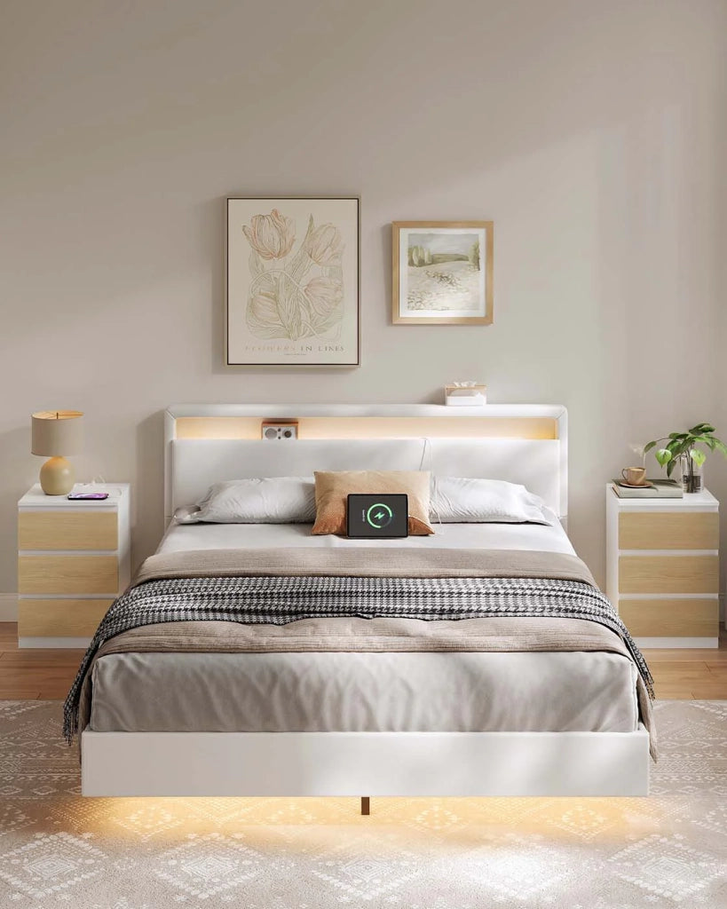 Comodino con multipresa tavolino con 3 cassetti 2 prese CA 2 porte USB frontali dei cassetti smussati per soggiorno camera da letto ufficio beige moderno 12_0007615