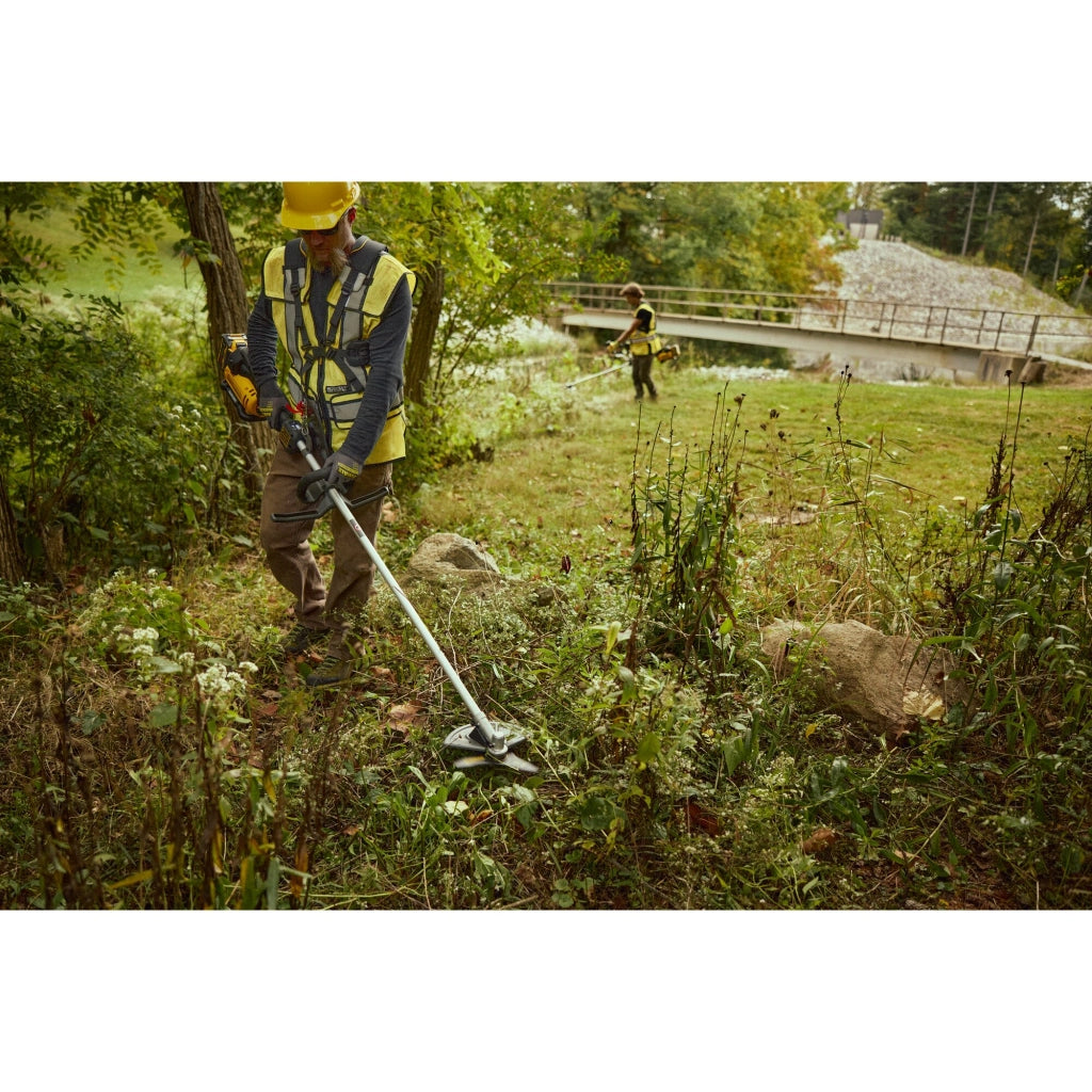 Decespugliatore DeWalt DCMBC812N 54V XR FLEXVOLT a lama tripla 25 cm 3 velocità