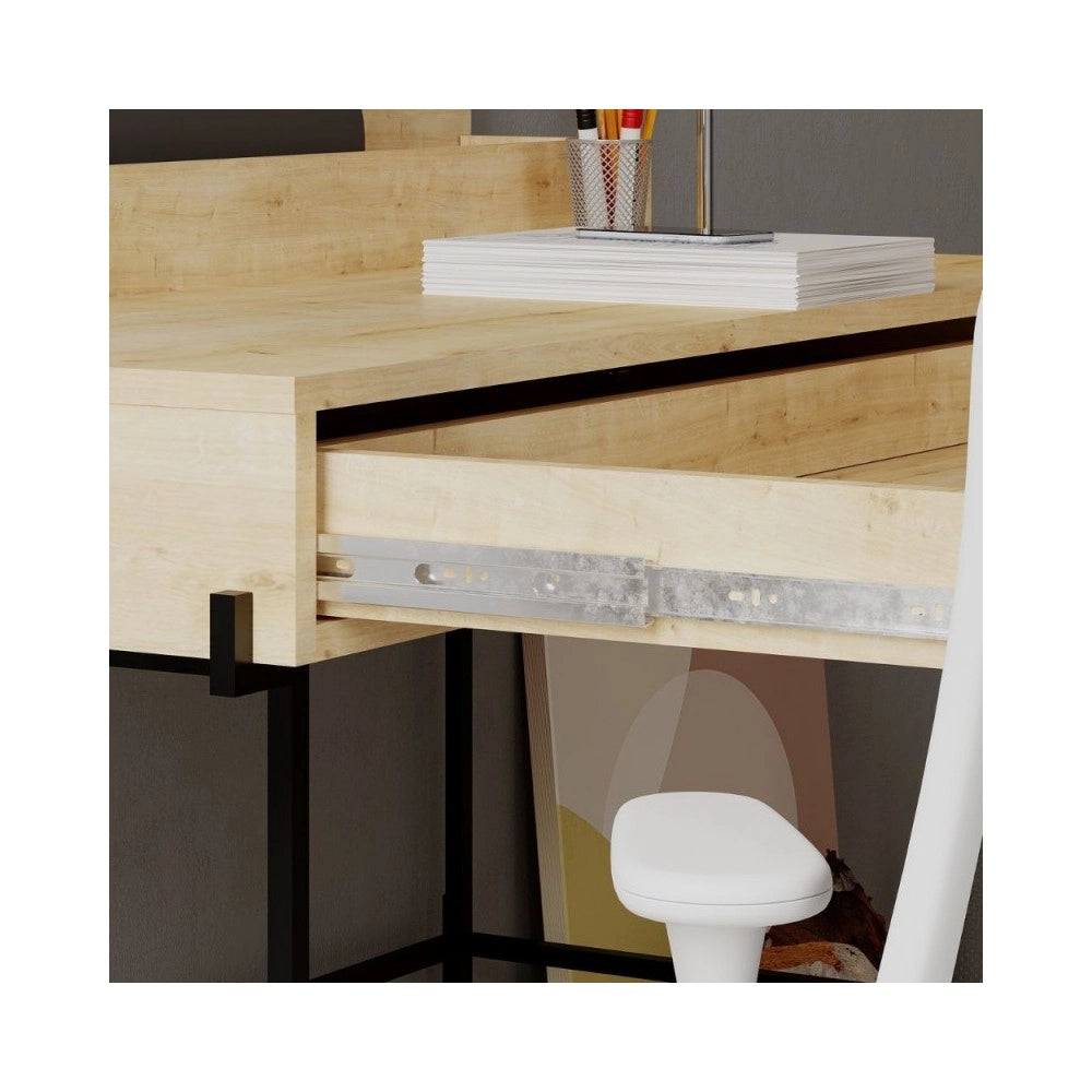 Scrivania rovere con dettagli antracite e gambe nere Leila 110x60x101