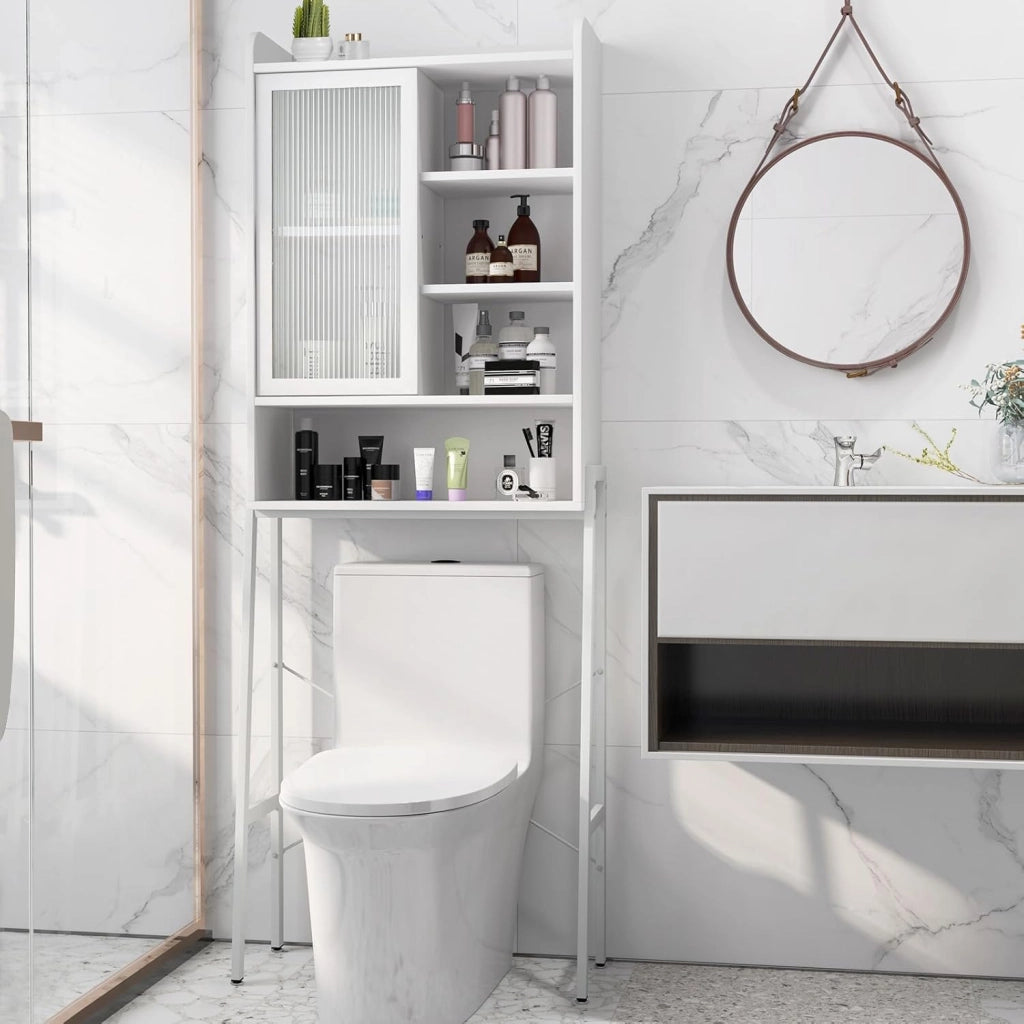 Scaffale da Bagno sopra WC, Mensola con Porta Scorrevole,3 Ripiani Regolabili in Altezza, Mobile Bagno con 2 Dispositivi Antiribaltamento e 2 Ganci (Bianco)