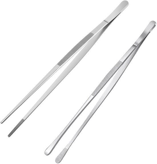 Due Pincette per Barbecue in Acciaio Inossidabile 30cm - Pincetta Professionale per Carne, Grill e Garnitura con Punte a Scaglie per Bradare, Grillare, Garnire - Pincetta da Cucina, Tastone Preciso per Cucina, BBQ (Argento)