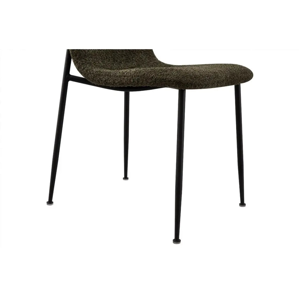 Sedia ALICE – Tessuto bouclé verde e gambe metallo nero – H82 × L42 × P57 cm