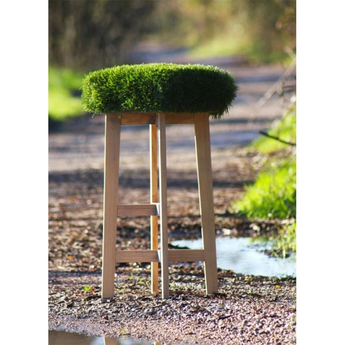 Sgabello STOOL rivestito con erba sintetica
