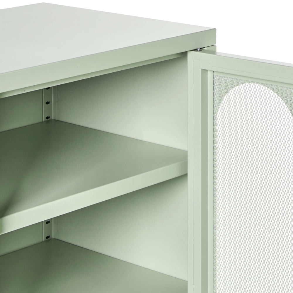 Credenza in acciaio con 2 ante ovali traforate e 5 ripiani verde menta stile industriale moderna