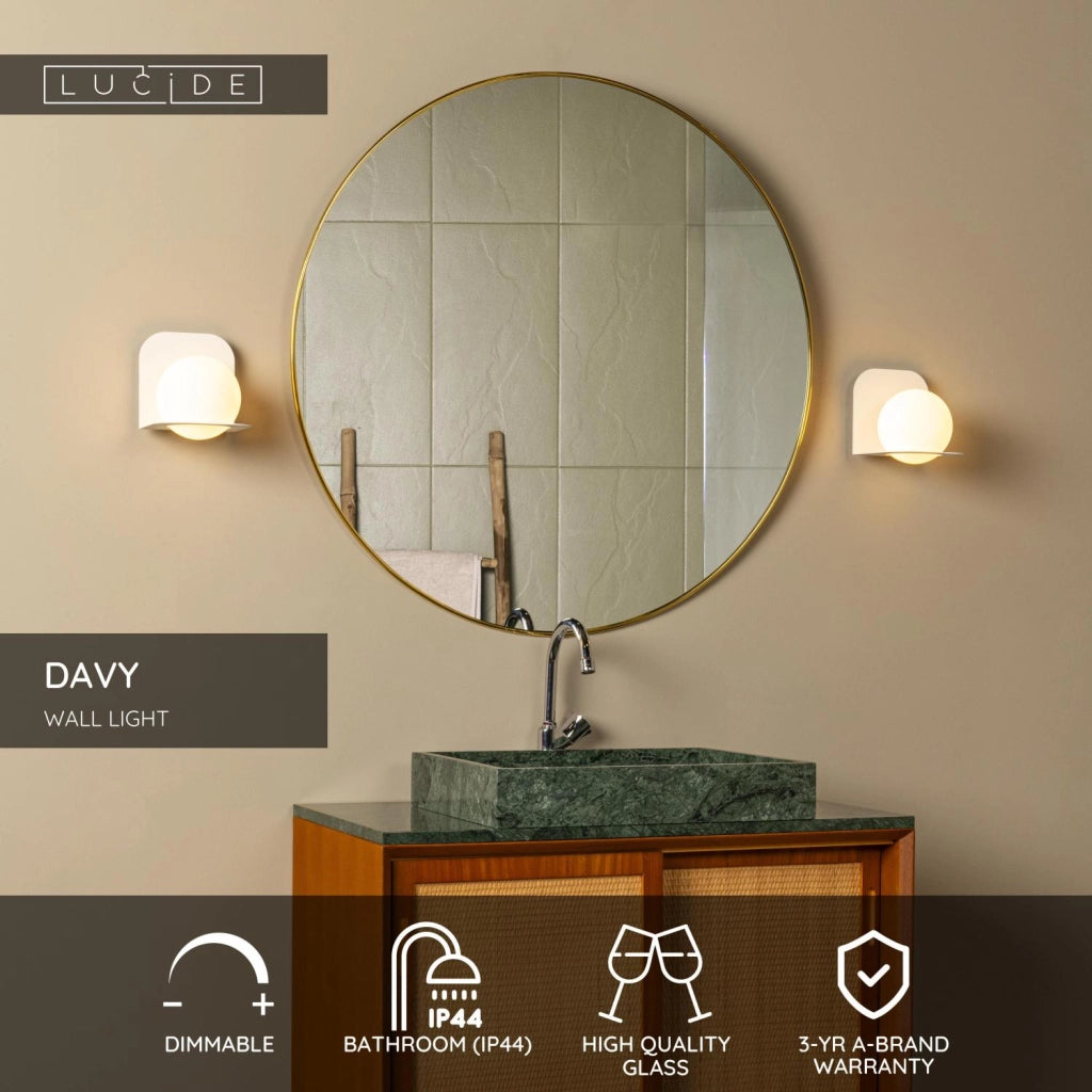 Applique bagno DAVY 1xG9 bianca vetro sferico IP44 Lucide