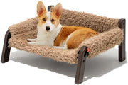 Casa per Piccoli Cani Elevata con Pianale Antiscivolo, Letto per Cani con Funzione di Rilascio di Ossigeno e Pianale Rimosso per Gatto, Dimensioni 61 x 53 x 28 cm, Colore Miele