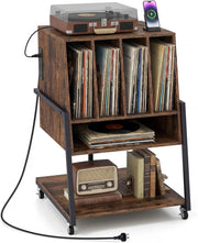 Supporto per Giradischi, Mobile Porta Giradischi con 4 Scomparti e Ripiani Aperti, Scaffale per Dischi in Legno con Ruote e Piedini Regolabili (Marrone Rustico, Con Presa di Corrente)