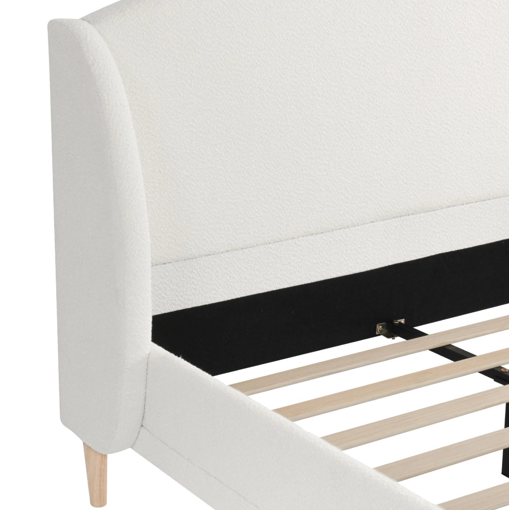 Letto con testiera a orecchie; rete a doghe inclusa in tessuto bouclé bianco