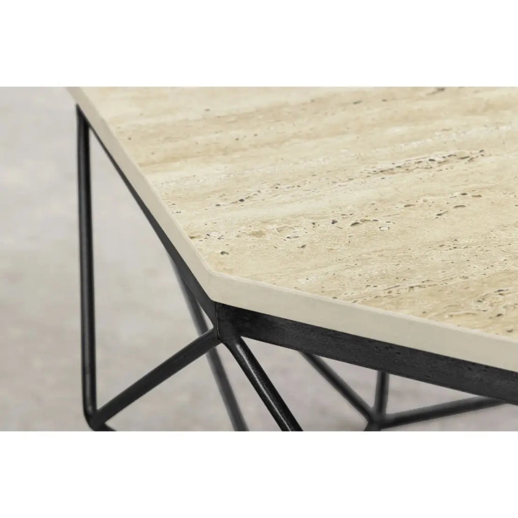 Tavolino basso NEXORA 70 cm in travertino beige e metallo nero design geometrico