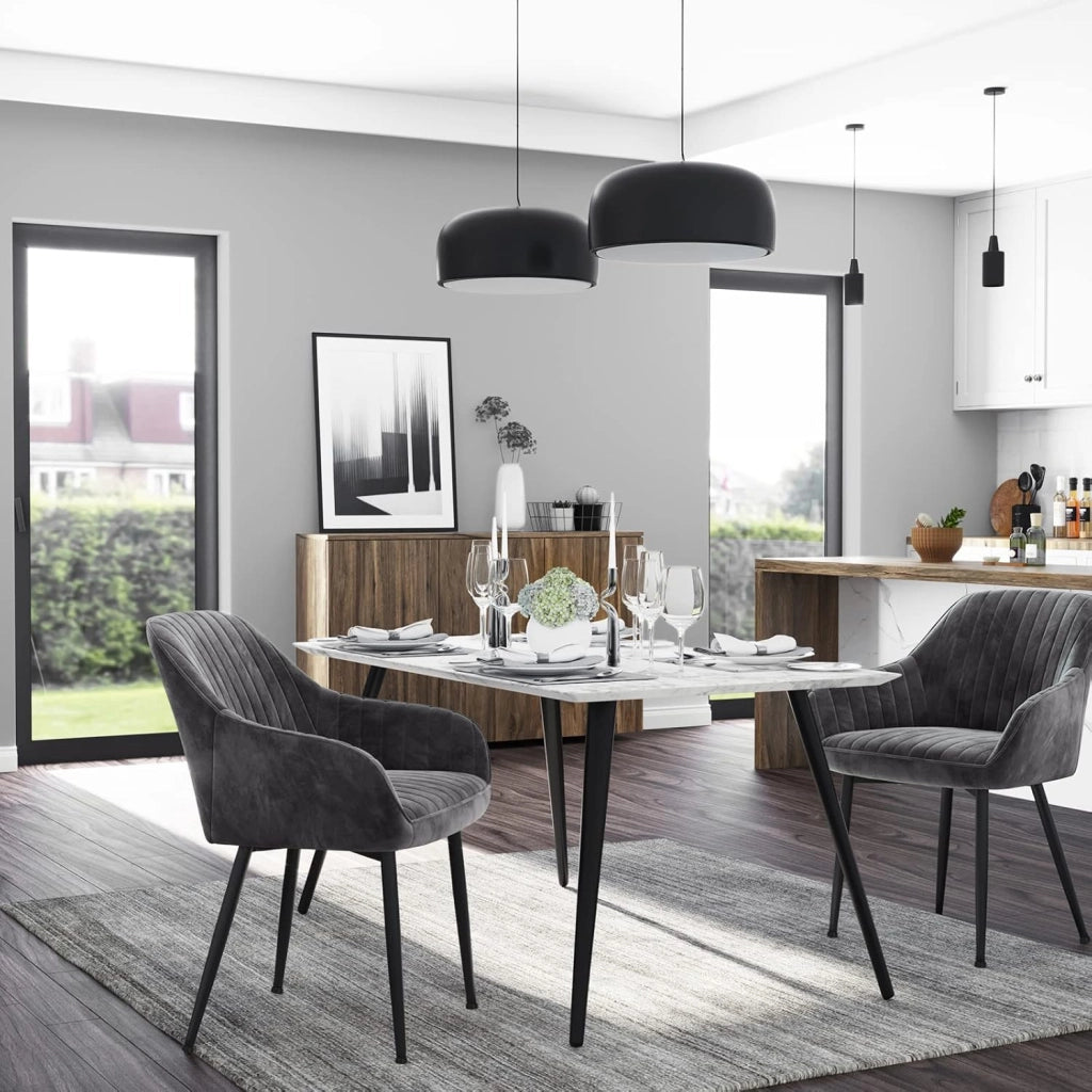 SONGMICS Set di 2 sedie da cucina, sedia in velluto, imbottita, con braccioli, carico max. 120 kg, gambe in metallo, per sala da pranzo, grigio e nero inchiostro LDC087G02