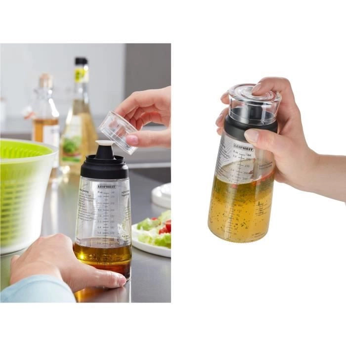 LEIFHEIT Agitatore per condimenti 3195 Agitatore per condimenti Leifheit graduato 300 ml con beccuccio antigoccia ideale per s