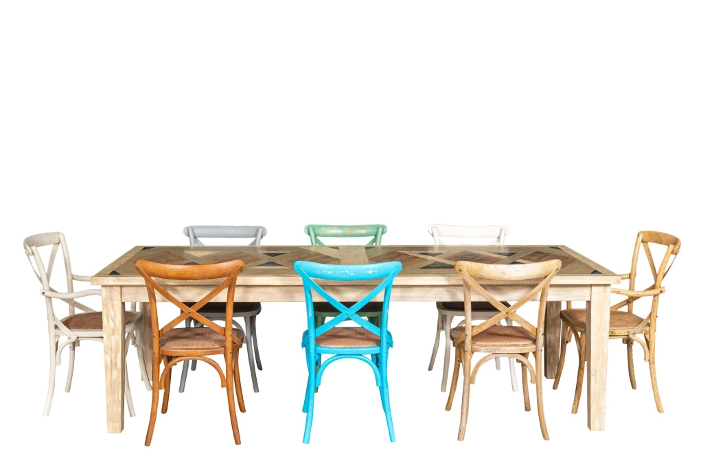 Biscottini Sedia con braccioli Thonet in massello di frassino finitura bianca anticata e seduta in paglia di Vienna