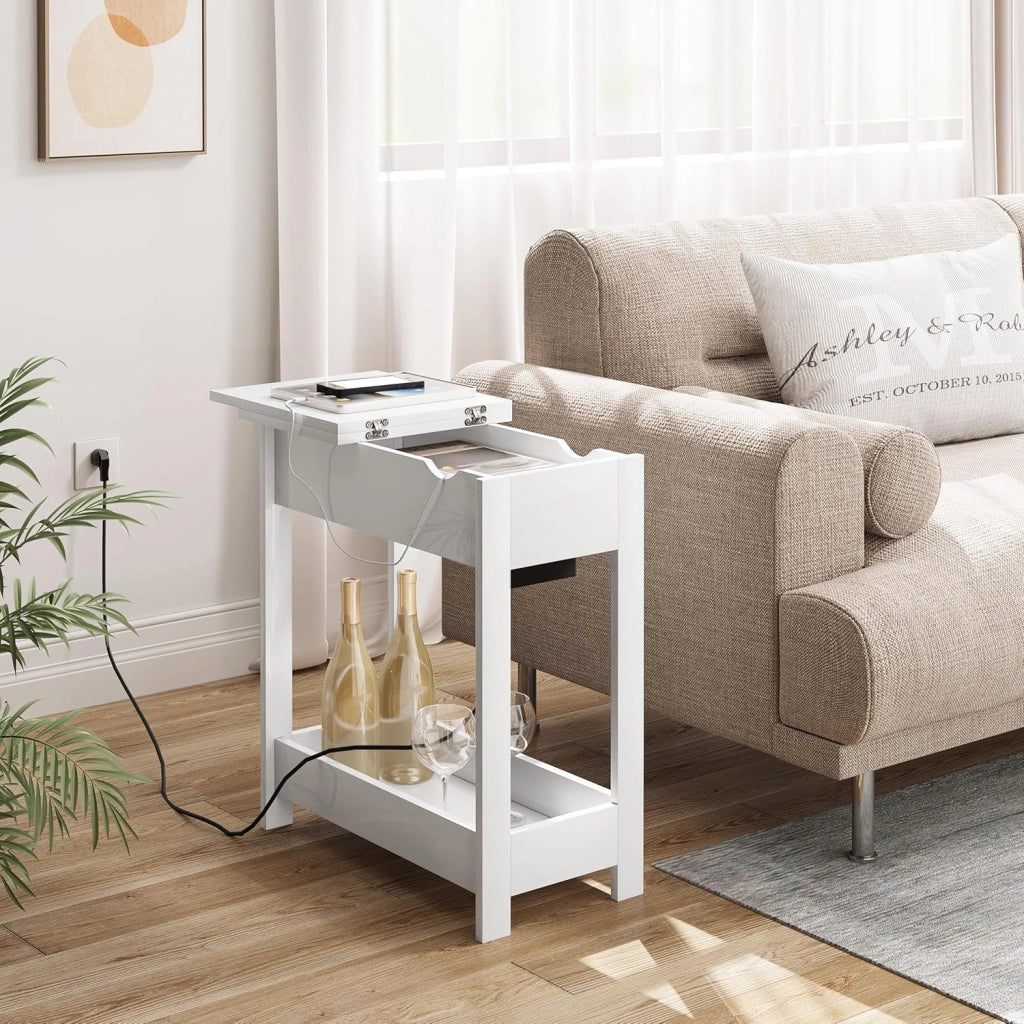 Tavolino da Salotto con Stazione di Ricarica, Tavolino a 3 Ripiani, Piano Pieghevole, 2 Porte USB e 2 Prese a 2 Fori, per Camera da Letto, Soggiorno, Cucina, Bianco