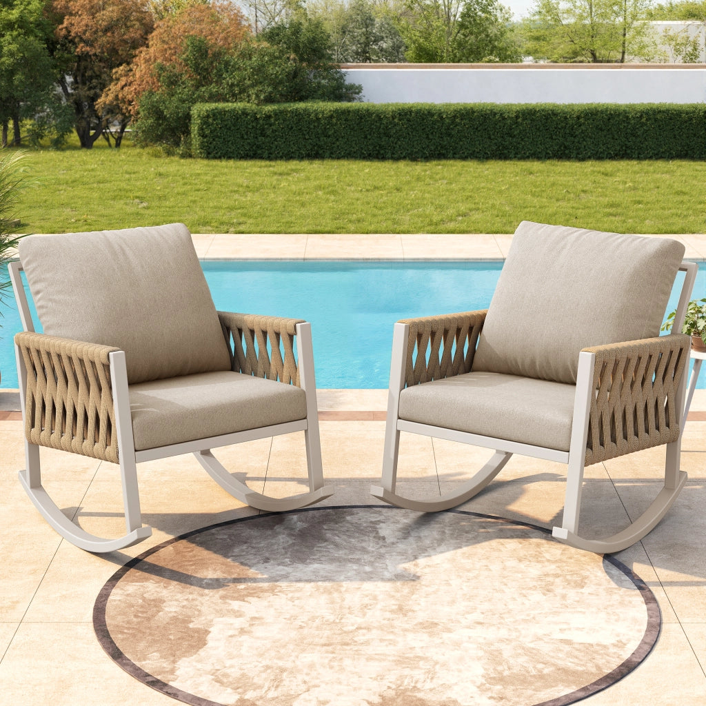 Sedia a dondolo da esterno in ferro beige con braccioli in corda e cuscini resistenti agli schizzi 65 × 79 × 78 cm