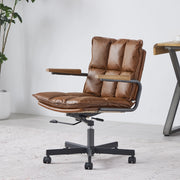 Sedia da ufficio in pelle marrone, ergonomica, con altezza regolabile e rotazione 360°