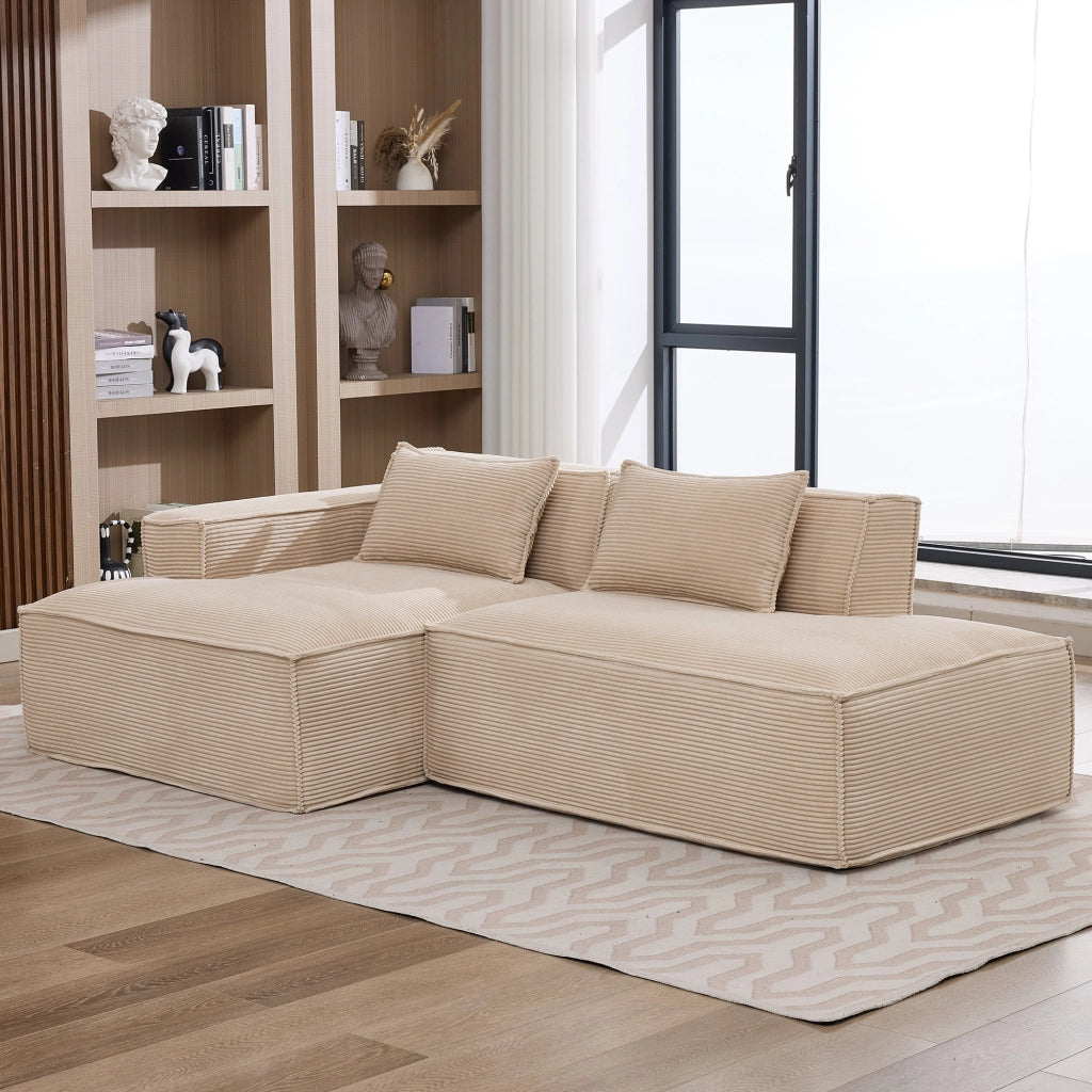 Divano lineare in tessuto con due cuscini e seduta elastica per piccoli spazi, colore khaki 235 cm