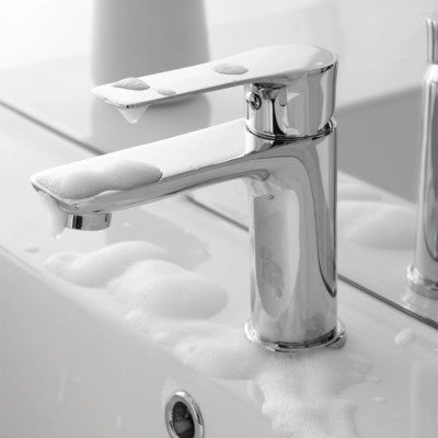 Set miscelatori lavabo e bidet Flat cromati con piletta click clack