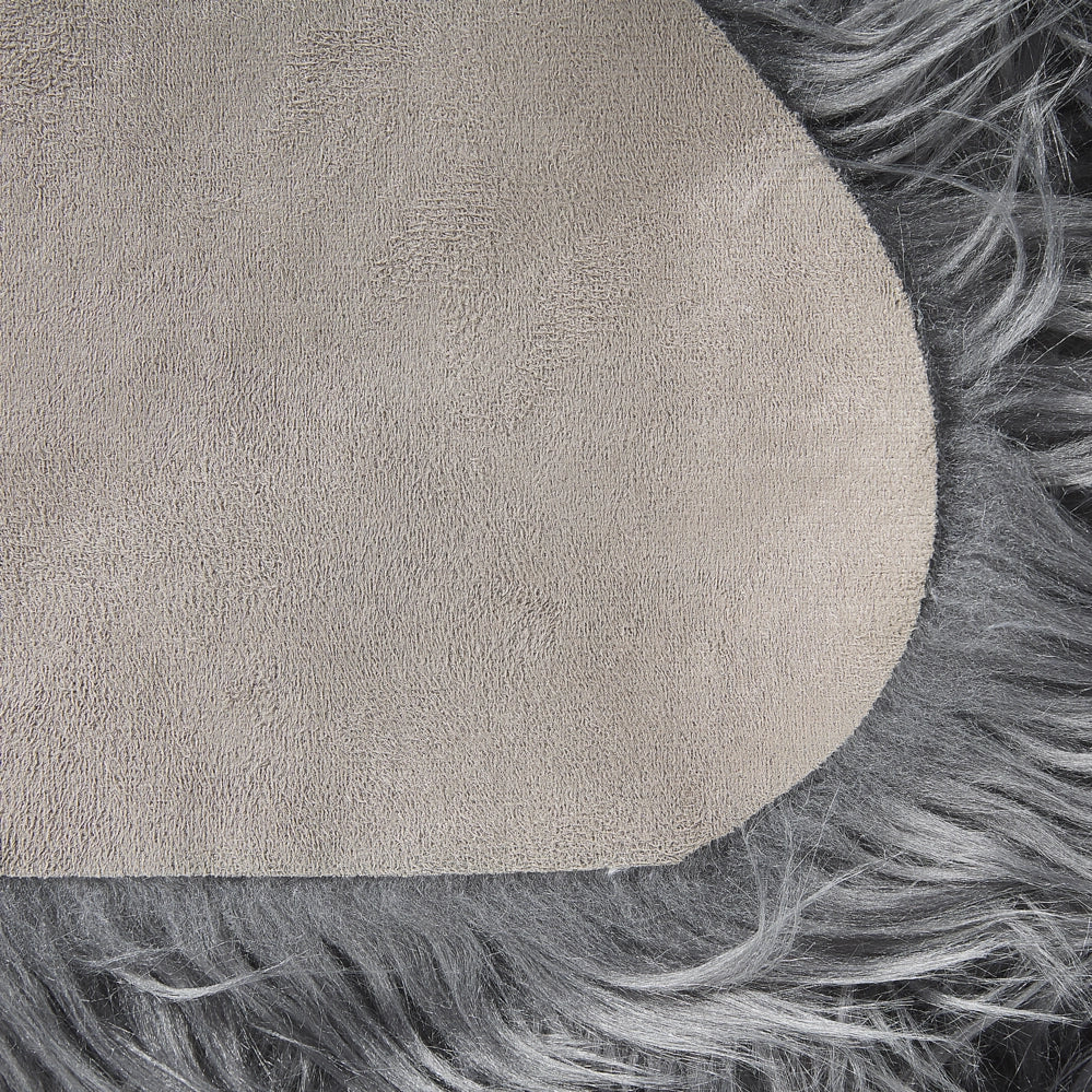 Tappeto in finta pelle di pecora grigio 63 x 95 cm alto pelo rustico