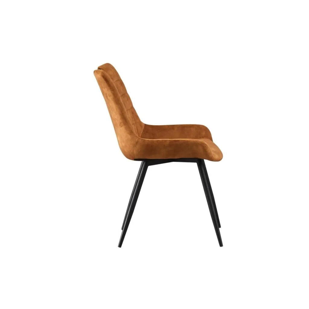 Sedia NINO – Velluto oro e gambe in metallo nero – H84 × L56 × P62.5 cm