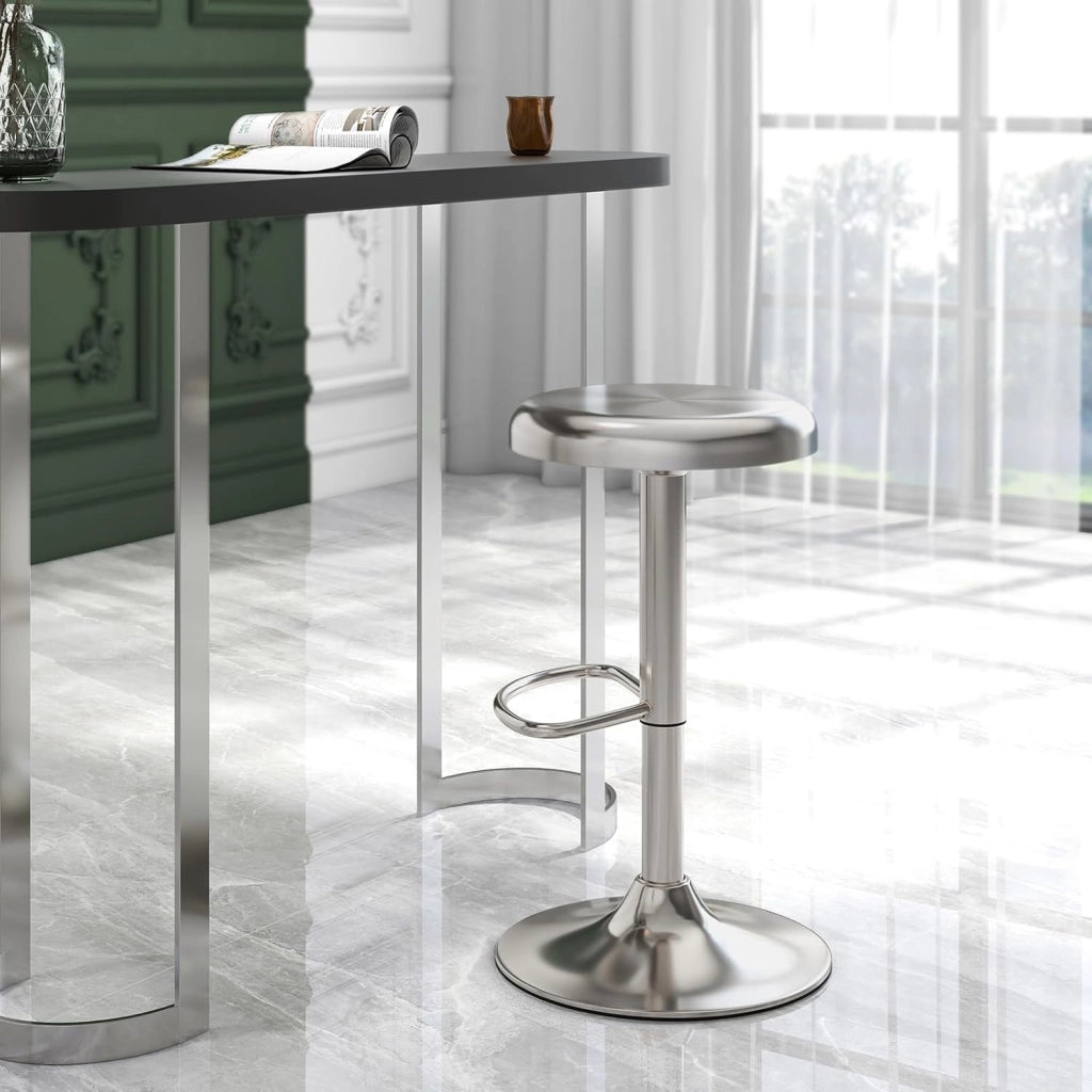 Set di 2 sgabelli da bar regolabili in altezza 61-82 cm, sedia da bar girevole a 360° con poggiapiedi, sgabello rotondo in acciaio inox, sgabello da cucina per bar, caffetteria, cucina