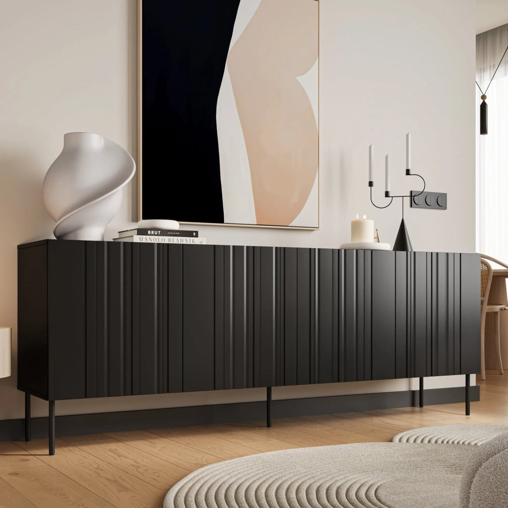 Credenza Gerace, Madia da salotto con quattro ante battenti e vani interni, Rialzata da terra, 201x42 h75 cm, Nero