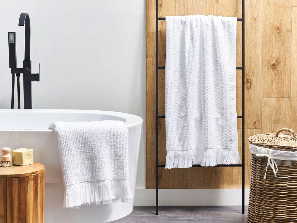 Set di 2 asciugamani bagno in spugna di cotone bianco con nappe decorative