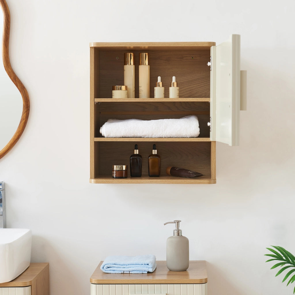 Armadietto a Muro Ferrersp per Bagno Mobile da Parete 50 x 45 x 24 cm - Effetto Rovere / Avena Oatmeal [en.casa]