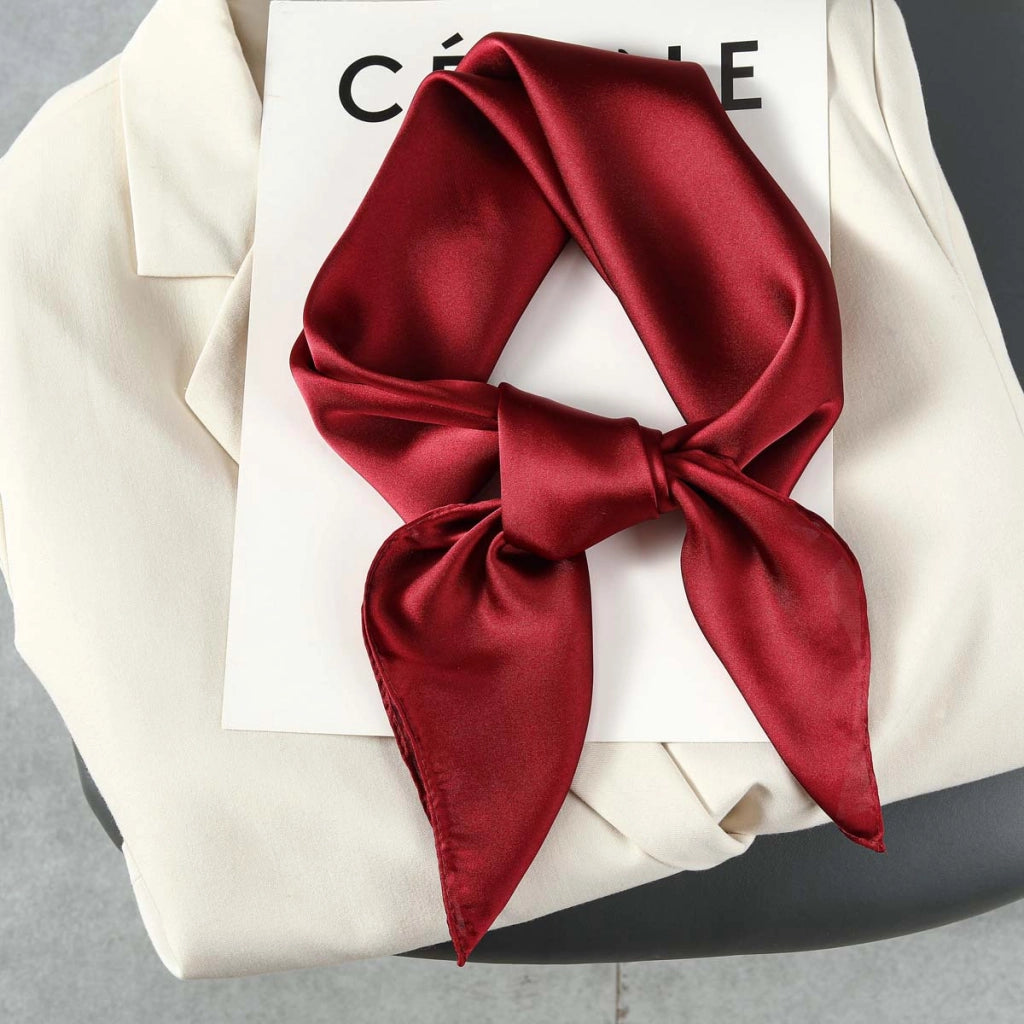 Nuova sciarpa da donna in seta stampata, stile coreano, sciarpa decorativa alla moda e versatile.