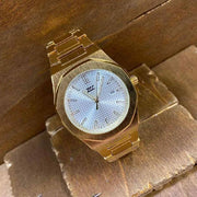 Trade Shop - Orologio Da Polso Zcc Uomo Analogico Al Quarzo Data Elegante Dorato Fondo Bianco -