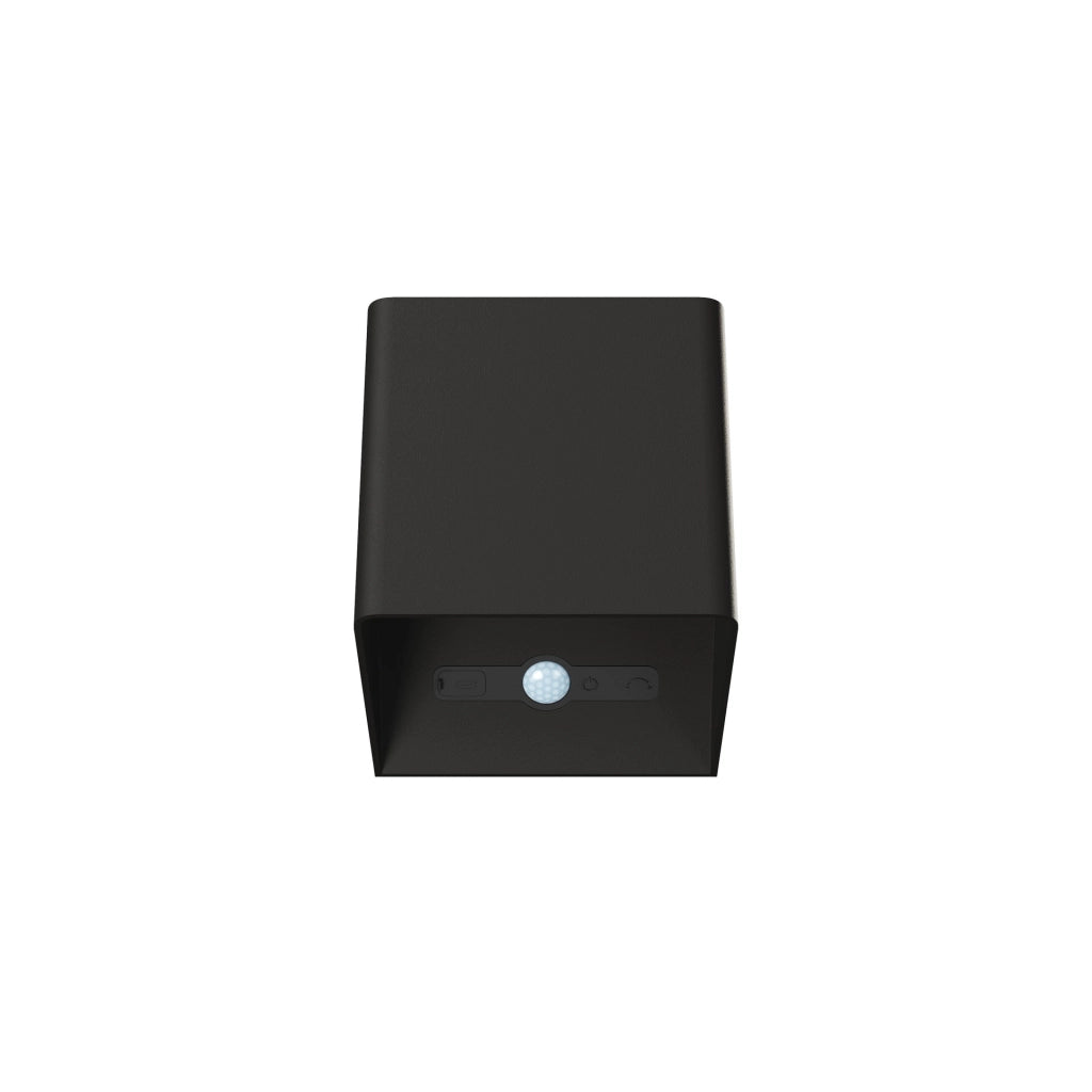 Beneito Faure Applique Led a Batteria con Sensore di Movimento Lek Sensor - 6W, 3000K, Ricarica USB-C, IP54 - Plafoniera da parete Nera