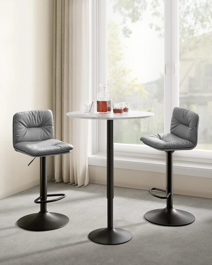 VASAGLE Set di 2 Sgabelli da Cucina, Sgabelli da Bar, Regolabili in Altezza con Rivestimento in PU, Girevole a 360°, Sedia da Bar con Schienale e Poggiapiedi, Grigio LJB094G01