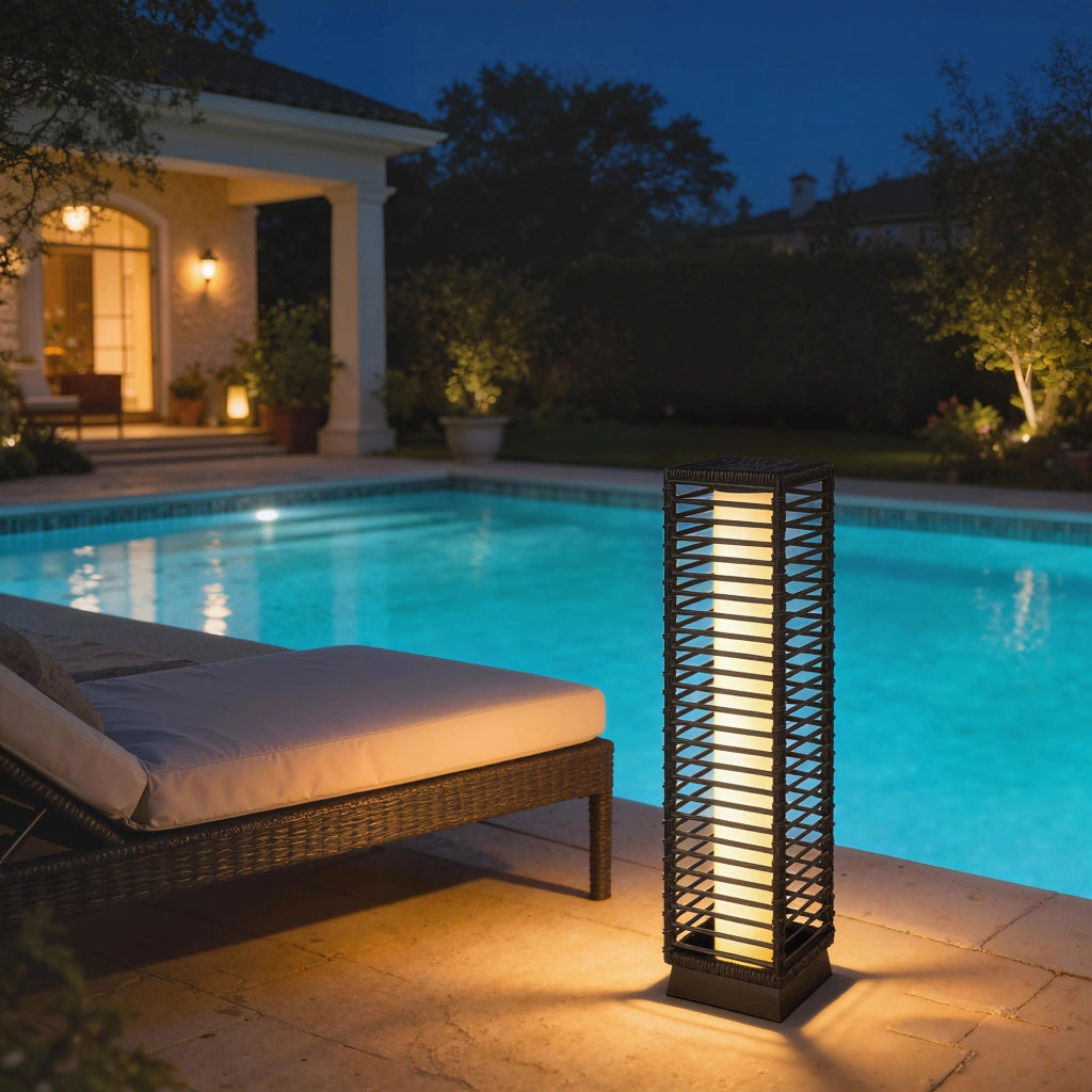 Lampada da giardino solare in resina ¨C zephmum ¨C 16x16x68 cm nero