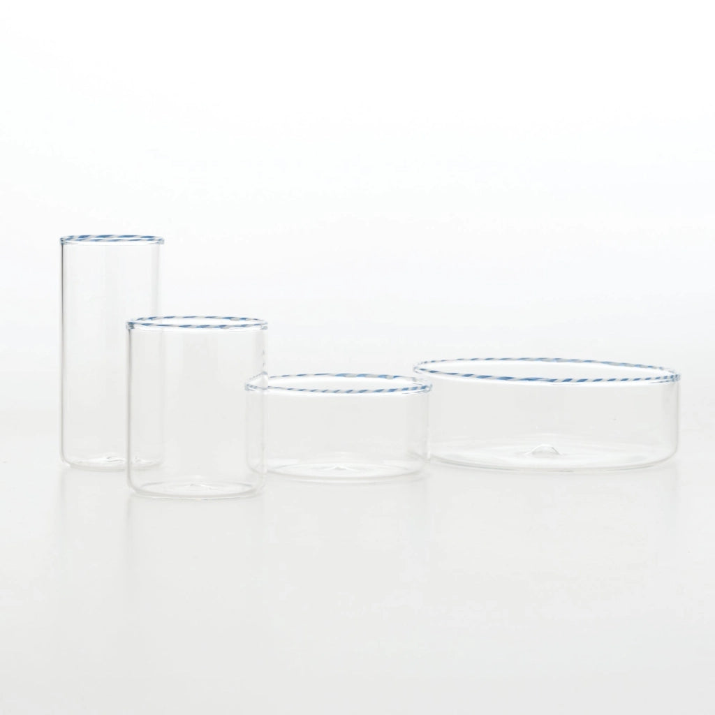 Set 6 Bicchieri Tumbler Intrecci in Vetro Borosilicato Soffiato a Mano, Finitura Bianco e Blu, Design Elegante e Resistente agli Shock Termici