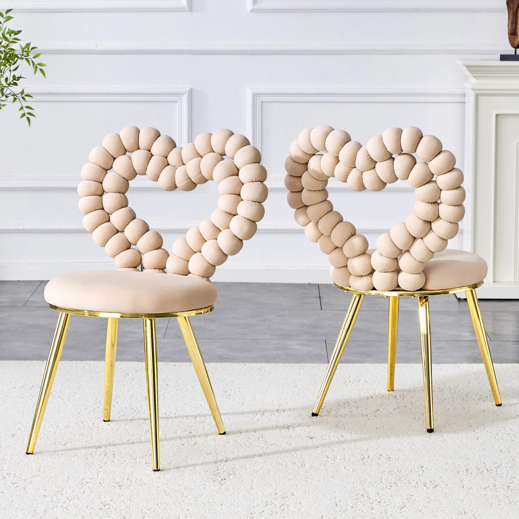 Chaise da pranzo 2 pezzi con schienale a cuore traforato in velluto e gambe in metallo nero beige chiaro