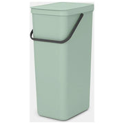 Brabantia 212826 Sort and Go Pattumiera 40L in Plastica Riciclabile al 100% con Coperchio Stay Open e Maniglia di Trasporto colore Jade Green