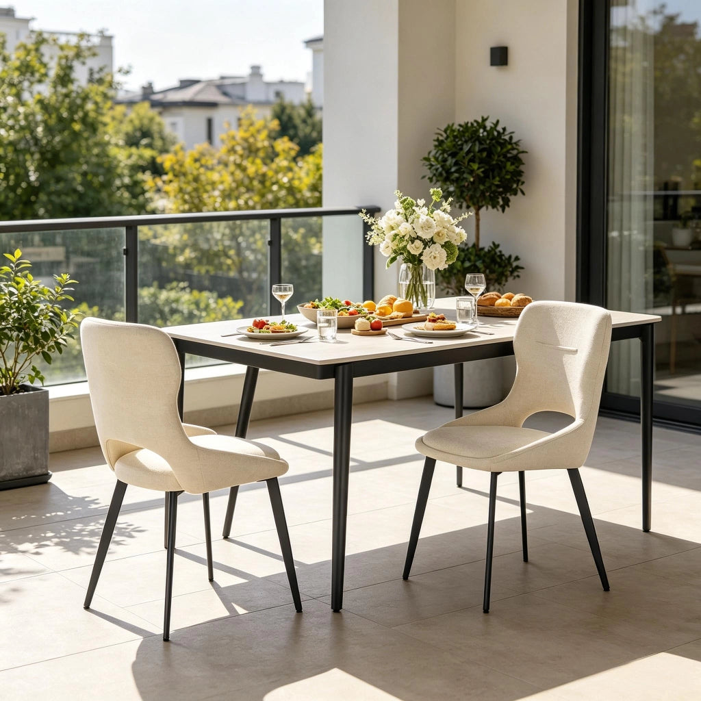 Sedia da Pranzo Set da 2 con Schienale Traforato Ergonomico e Piedini Regolabili in Ciniglia Beige 43 × 40 × 86 cm