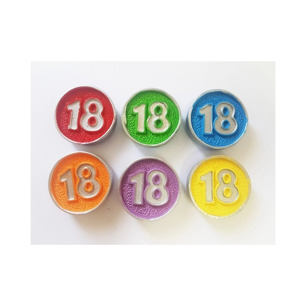 Trade Shop - 12 Pezzi Bomboniera Cerchi Tappo Vernice 18 Anni Ceramica Calamita Compleanno -