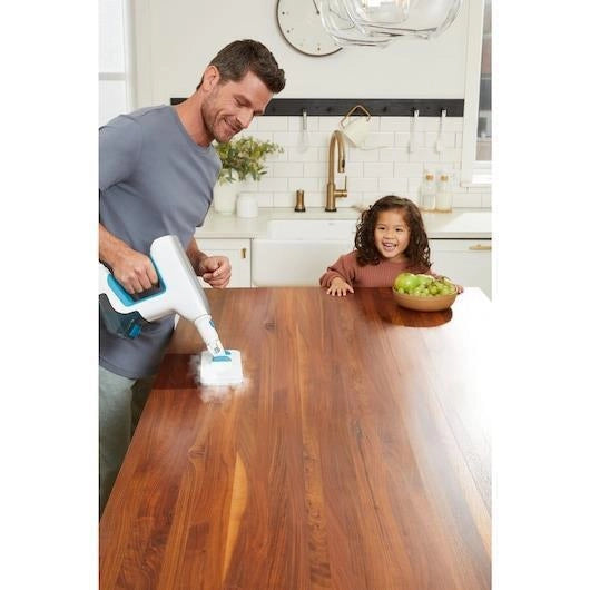 Black+Decker BHSM15FX08 - Pulitore a vapore 2 in 1, capacita' serbatoio 0.5 L, Potenza 1500 W, Pressione vapore elevata, Autonomia fino a 20 min, KIT_ estensione incluso, Colore Bianco-Arancio