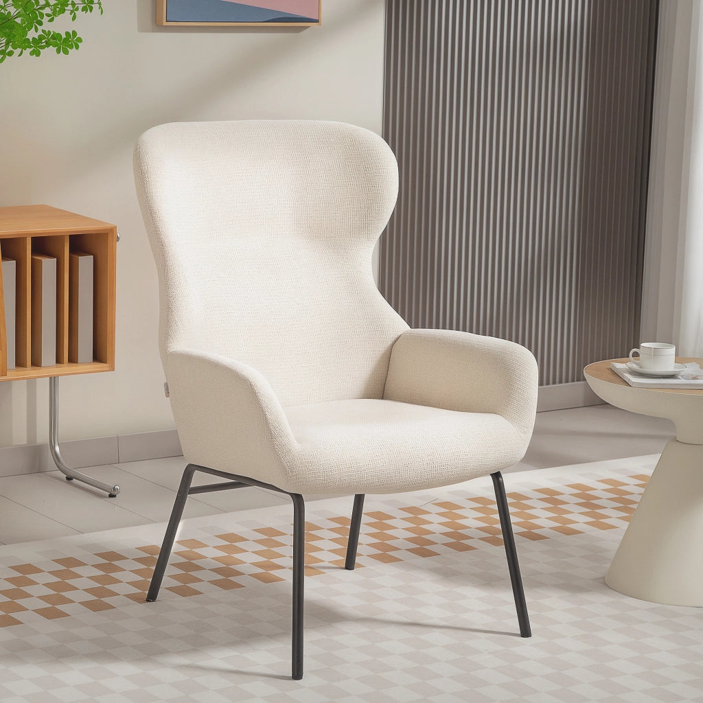 Poltrona imbottita con schienale alto e gambe in metallo ¨C zephmum ¨C crema