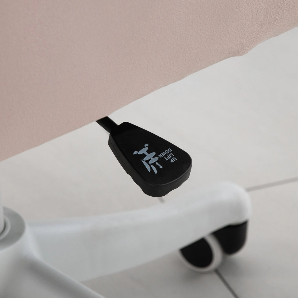 Sedia da ufficio ergonomica con massaggio rosa