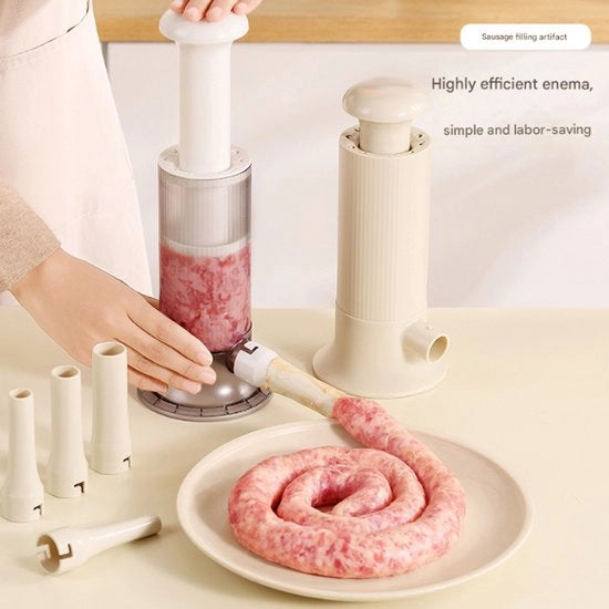 Un utensile per la preparazione di salsicce, una macchina per riempire salsicce manualmente per uso domestico, un ausilio per la preparazione di salsicciotti e salsicce di carne.
