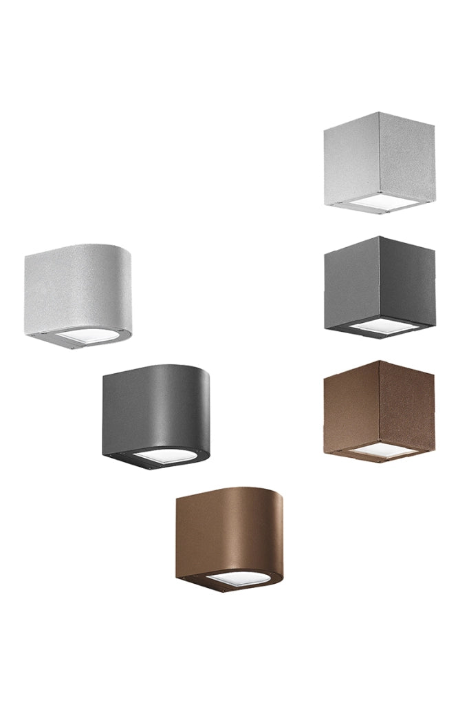 Silver Applique LED 9W Biemissione Quadrata IP65 3000K Grigia - Illuminazione di Design per Esterni in Alluminio
