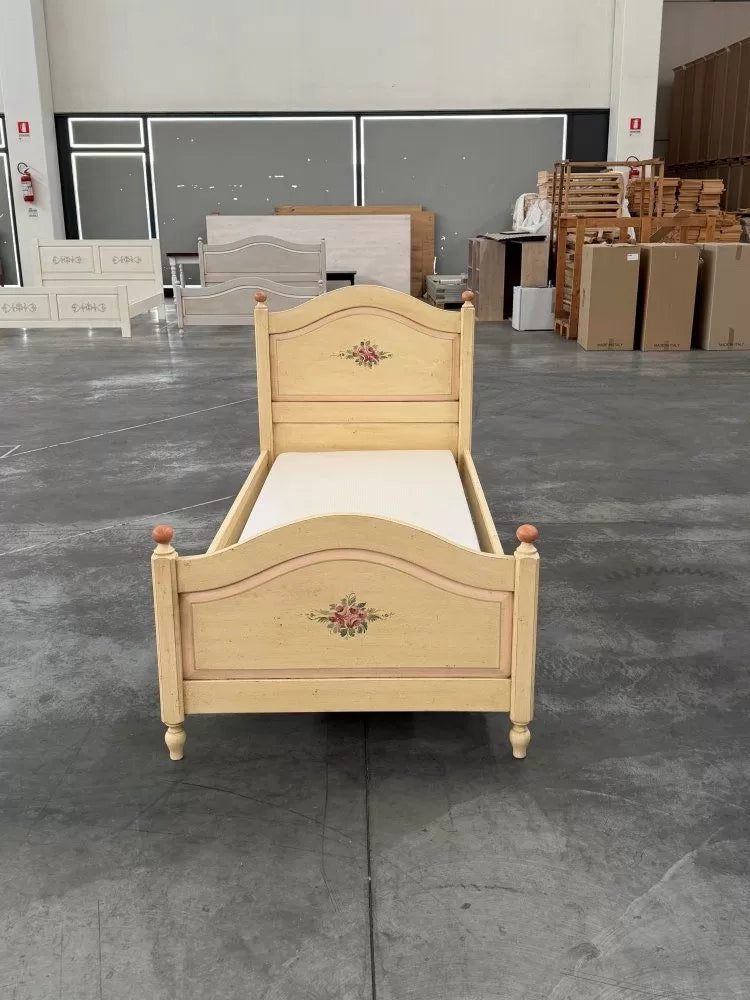 Letto sagomato singolo avorio antico/rosa in legno 99x212x112 (1437) - Mobili 2G