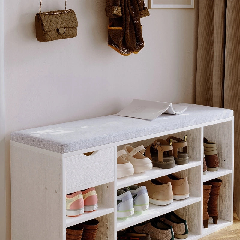 Scarpiera con seduta in stile loft, bianca, panca per ingresso, moderna