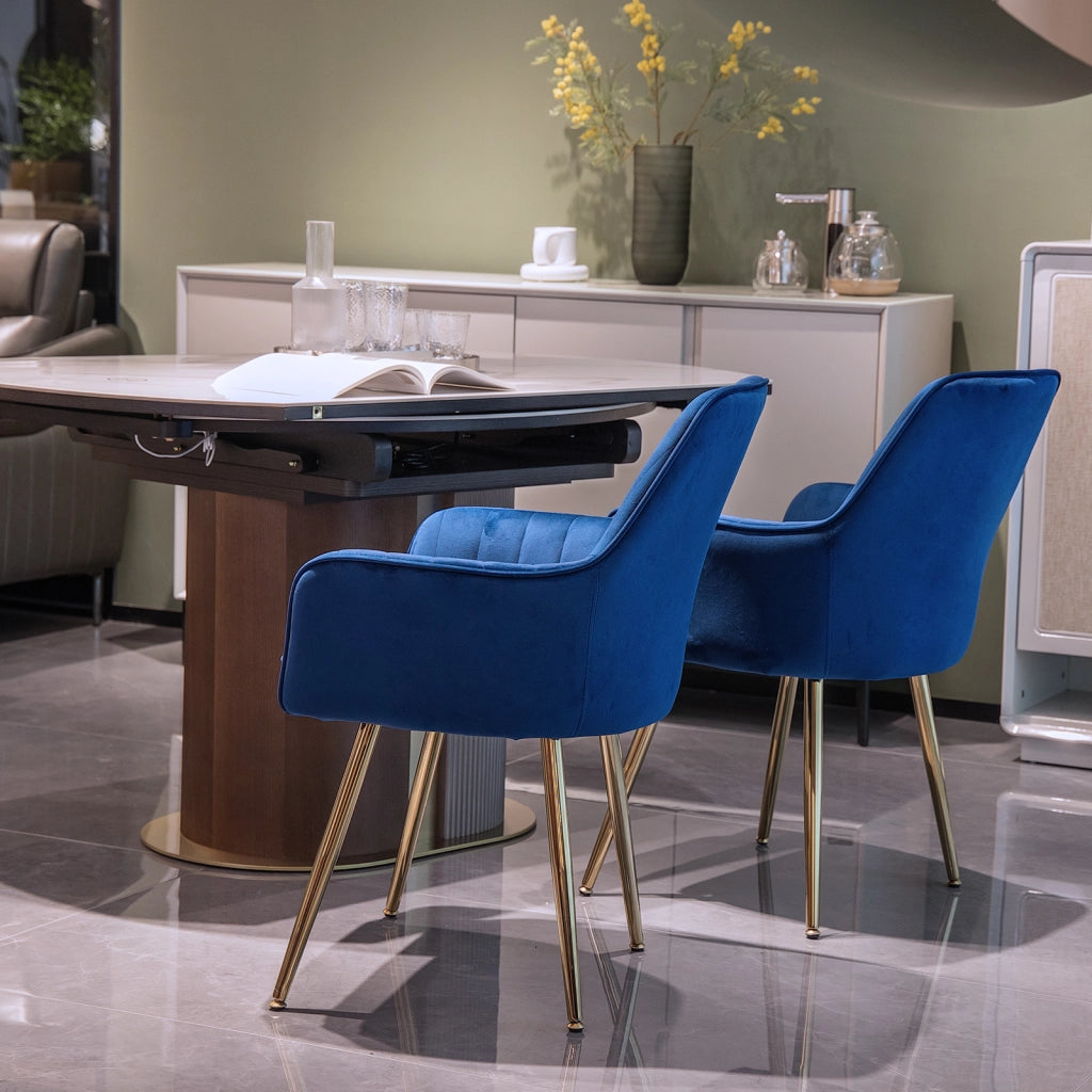 Set di 2 sedie da pranzo con braccioli in tessuto e gambe metalliche dorate blu